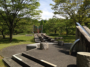 日時計の丘公園_施設_日時計.jpg