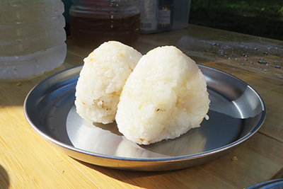 森林公園2_朝食_塩むすび_0531.JPG